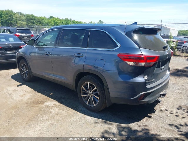 Toyota Highlander Xle 2019 5TDJZRFH4KS984779 Image 3