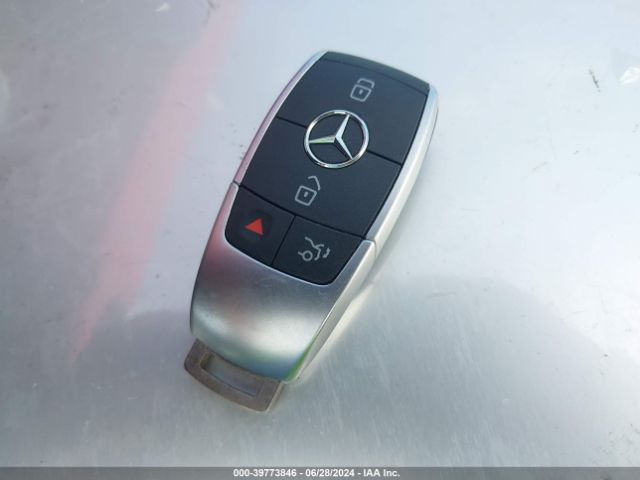 WDD3G4FB5KW005709 Mercedes-Benz A 220 4matic