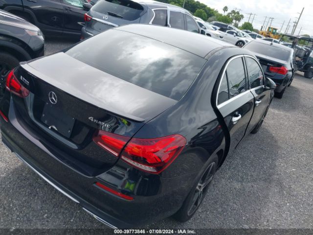 WDD3G4FB5KW005709 Mercedes-Benz A 220 4matic