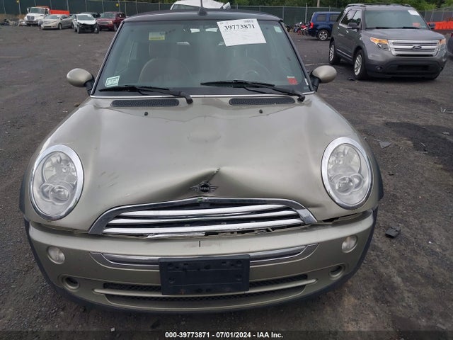 2008 MINI COOPER WMWRF335X8TG19455 Photo 5