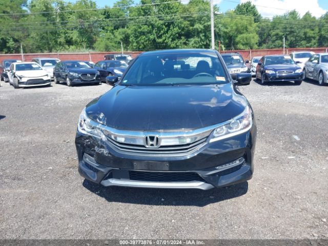 1HGCR2F62HA017142 Honda Accord Sport