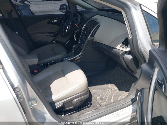 1G4PR5SK1H4121328 Buick Verano Sport Touring