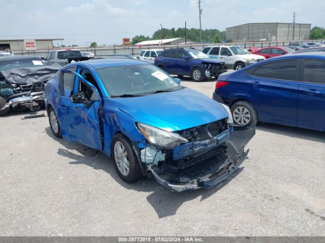 3MYDLBYV0JY306919 Toyota YARIS IA