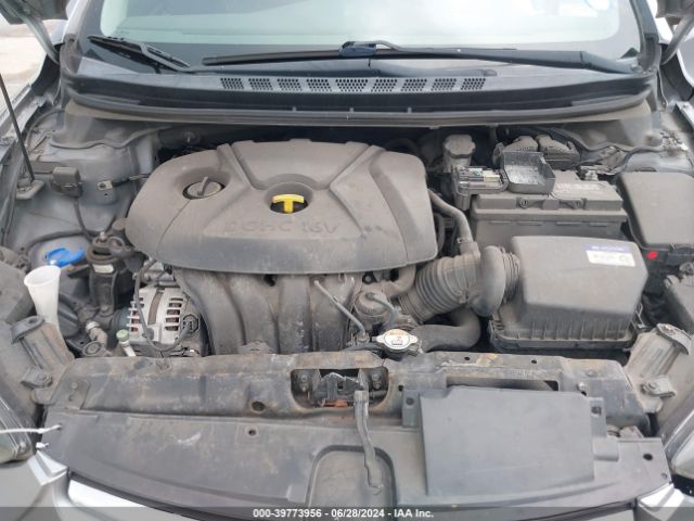 KMHDH4AEXFU414556 Hyundai ELANTRA SE