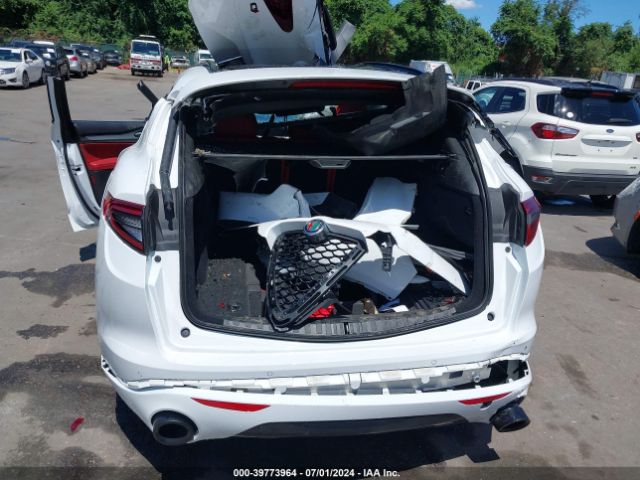 ZASPAKBN8L7C99000 Alfa Romeo Stelvio Ti Sport Awd