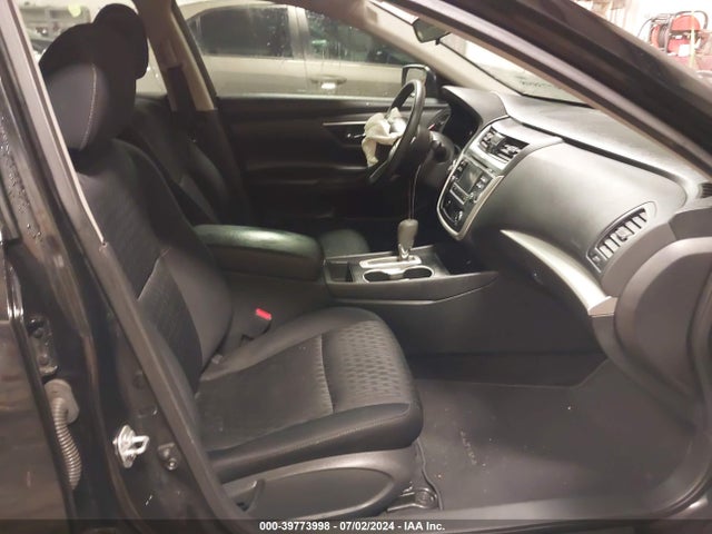 1N4AL3APXHN343945 Nissan Altima 2.5 S