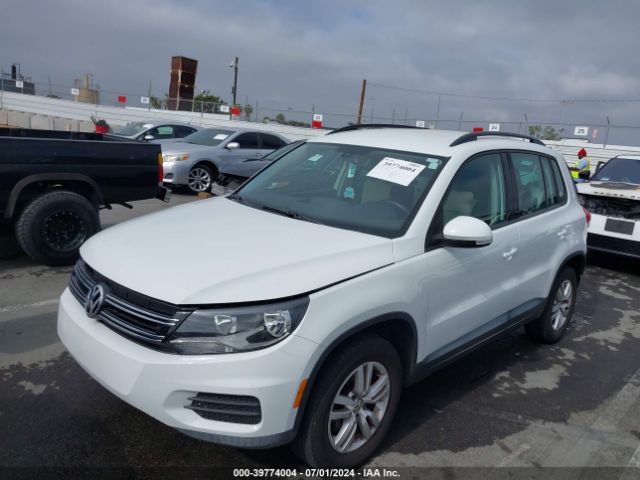 WVGAV7AX6GW525917 Volkswagen TIGUAN S