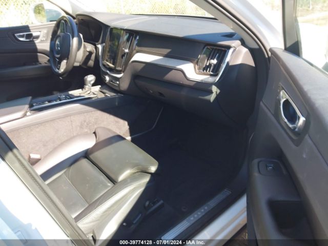 LYVA22RL9JB074559 Volvo Xc60 T6 Inscription