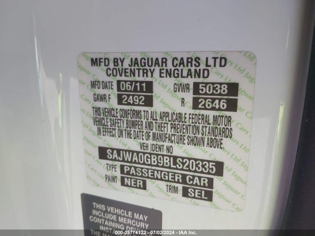 2011 JAGUAR XF SAJWA0GB9BLS20335 Photo 8