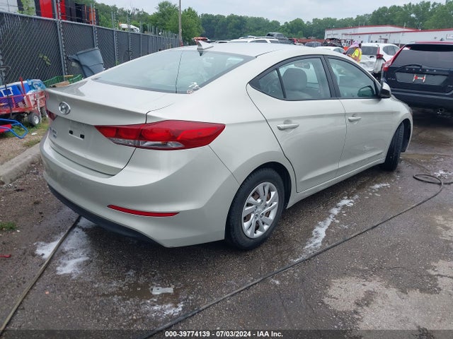 Hyundai ELANTRA SE 2017 5NPD74LF3HH149179 Image 4
