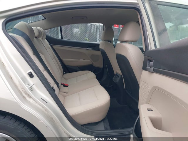 Hyundai ELANTRA SE 2017 5NPD74LF3HH149179 Image 8