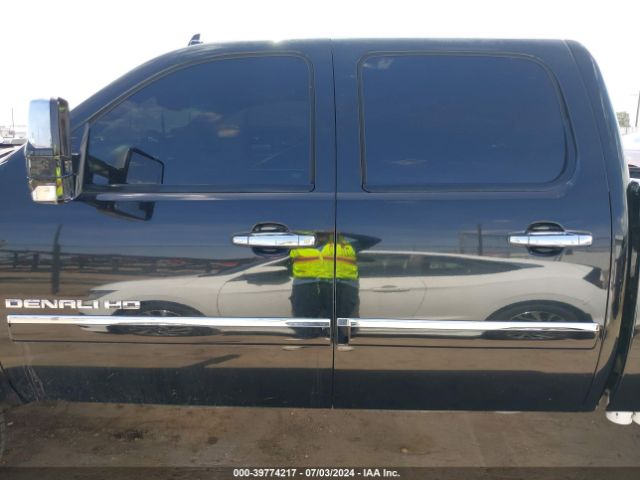 1GT125E89EF157881 GMC Sierra 2500hd Denali