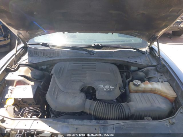 2C3CDXHG3JH237028 Dodge Charger Sxt Plus Rwd