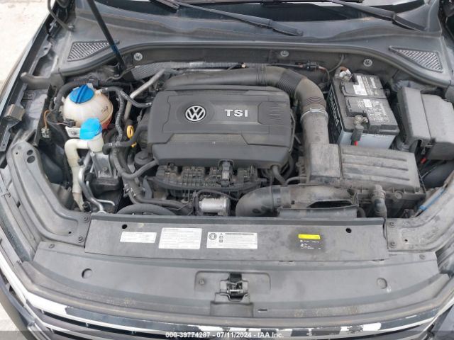 1VWGT7A35HC013003 Volkswagen Passat 1.8t Se