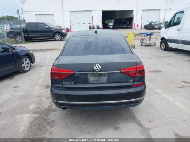 1VWGT7A35HC013003 Volkswagen Passat 1.8t Se