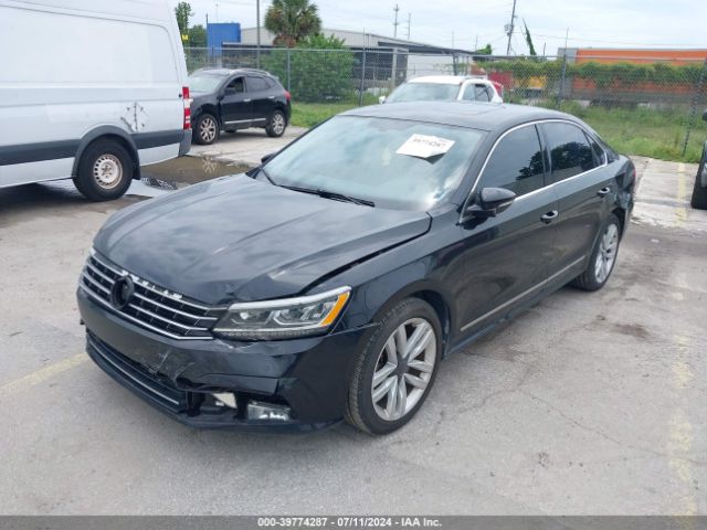 1VWGT7A35HC013003 Volkswagen Passat 1.8t Se