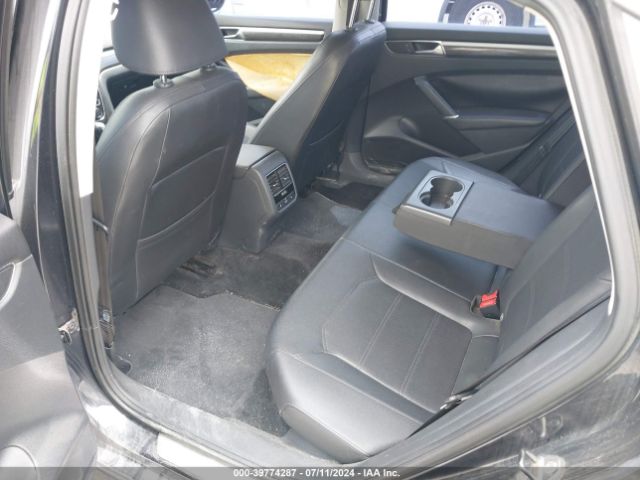 1VWGT7A35HC013003 Volkswagen Passat 1.8t Se