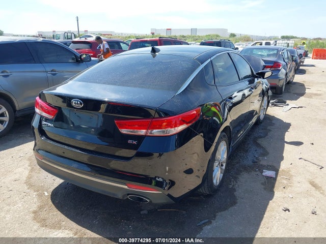 KIA OPTIMA EX 2018 5XXGU4L34JG195553 Image 4