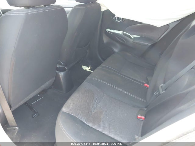 Nissan Versa 1.6 Sv 2018 3N1CN7AP0JL827331 Image 8