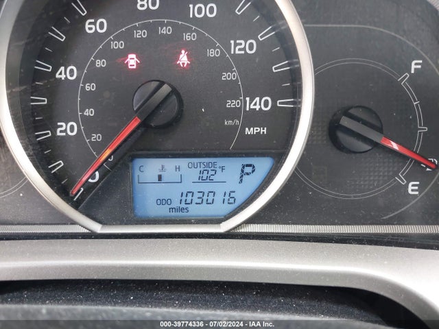 Toyota RAV4 LE 2015 JTMBFREV4FJ035885 Image 7