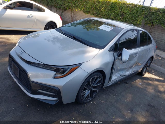 Toyota COROLLA SE 2021 5YFS4MCE9MP077053 Image 2