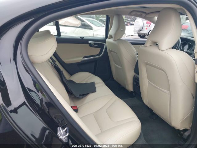 LYV402TM9JB189912 Volvo S60 Inscription T5 Platinum