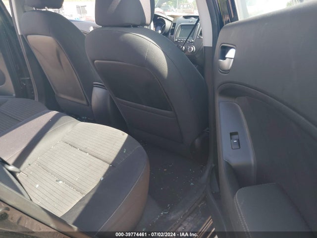 KIA FORTE LX 2018 3KPFL4A74JE256431 Image 8