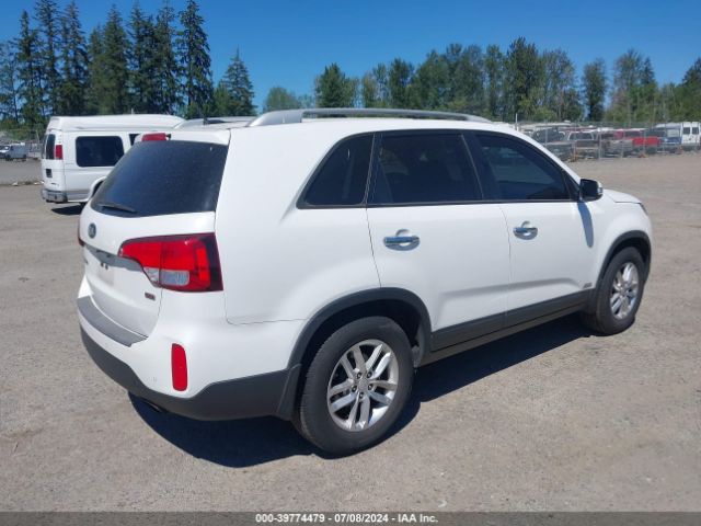 5XYKTDA63FG582687 KIA SORENTO LX