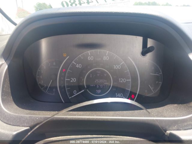 2HKRM3H37EH553752 Honda CR-V LX