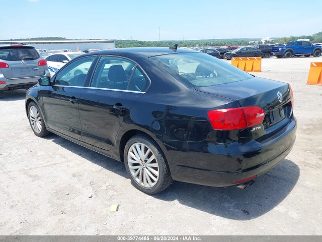 3VWL17AJ4EM256721 Volkswagen Jetta 1.8t Sel