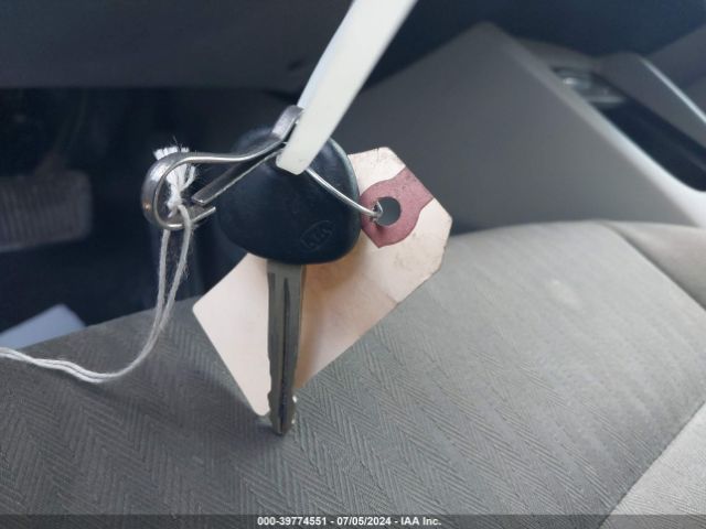 KNAFK4A61F5376181 KIA FORTE LX