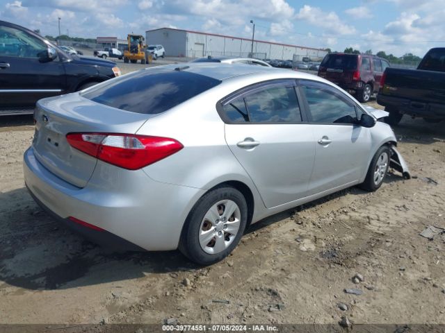 KNAFK4A61F5376181 KIA FORTE LX