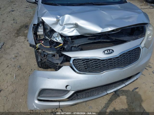 KNAFK4A61F5376181 KIA FORTE LX