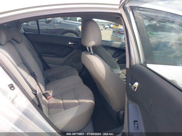 KNAFK4A61F5376181 KIA FORTE LX