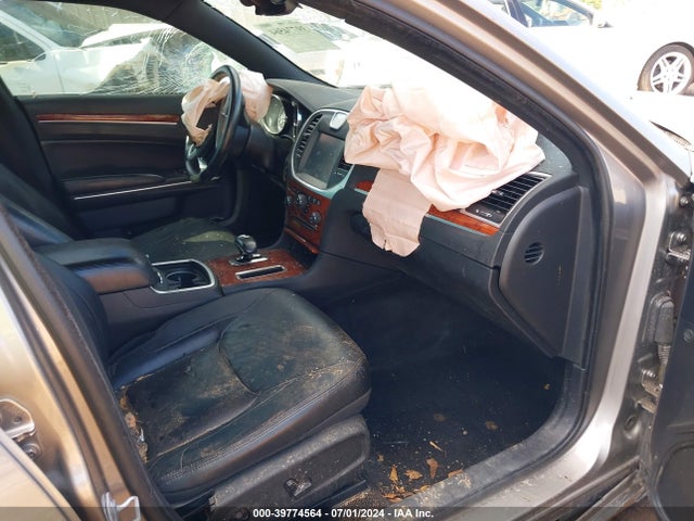 2C3CCAAG7EH163077 Chrysler 300