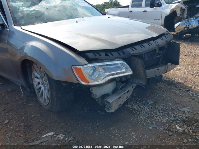 2C3CCAAG7EH163077 Chrysler 300