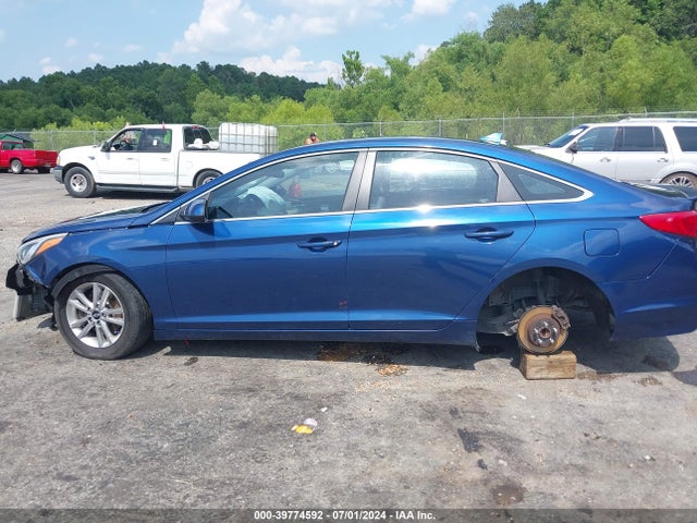 Hyundai Sonata 2016 5NPE24AFXGH395974 Image 15