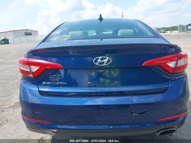 Hyundai Sonata 2016 5NPE24AFXGH395974 Image 17