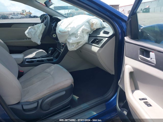 Hyundai Sonata 2016 5NPE24AFXGH395974 Image 5
