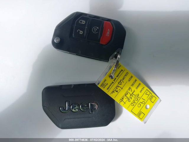 1C6JJTAG8LL175671 Jeep Gladiator Sport S 4x4