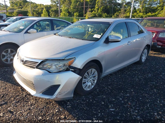 4T1BF1FK3EU735671 Toyota CAMRY L