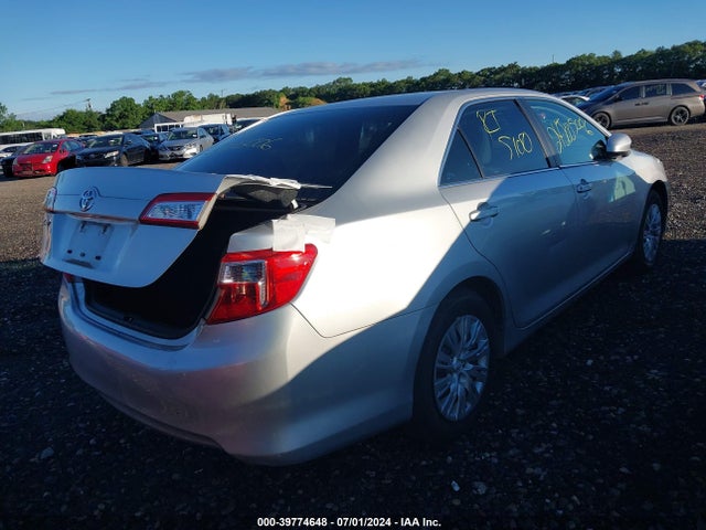 4T1BF1FK3EU735671 Toyota CAMRY L