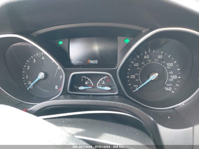 Ford FOCUS SE 2018 1FADP3FE2JL330066 Image 7