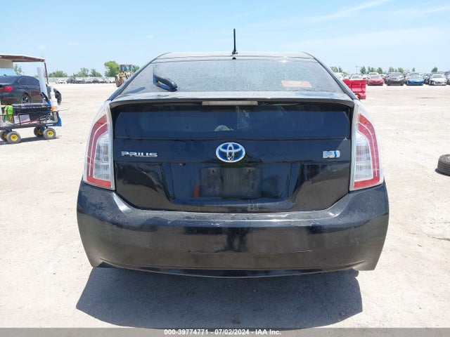 Toyota Prius Two 2015 JTDKN3DU9F0416355 Image 16