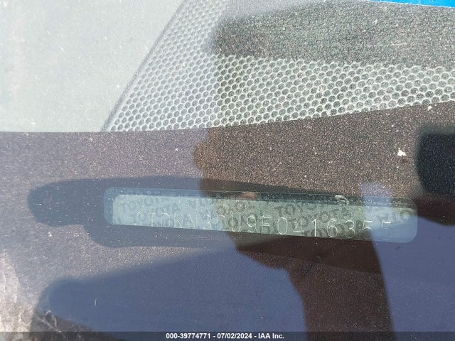 Toyota Prius Two 2015 JTDKN3DU9F0416355 Image 9