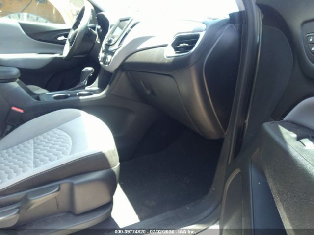 3GNAXHEV5KS600664 Chevrolet EQUINOX LS