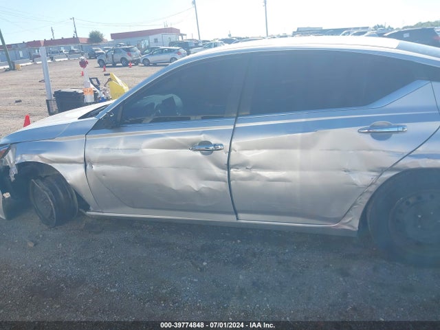 Nissan Altima 2.5 S 2019 1N4BL4BV1KC156202 Image 15