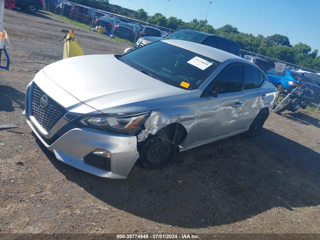 Nissan Altima 2.5 S 2019 1N4BL4BV1KC156202 Image 2