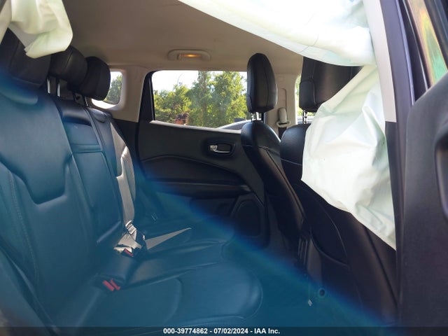 3C4NJCCB0LT128537 Jeep Compass Limited Fwd
