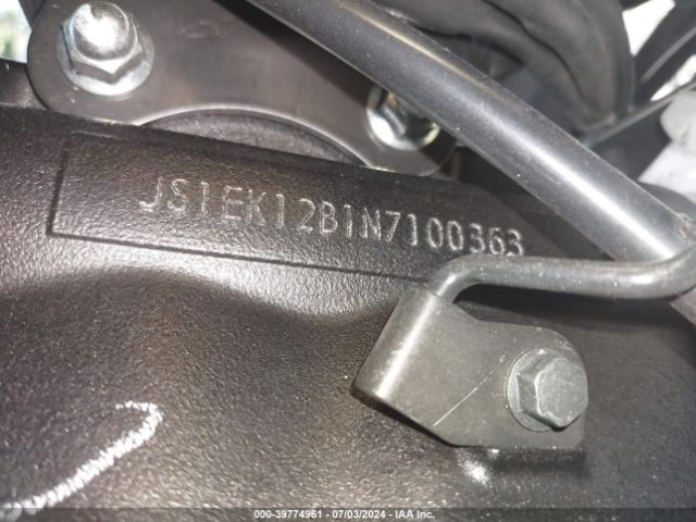 2022 SUZUKI GSX1000 JS1EK12B1N7100363 Photo 9